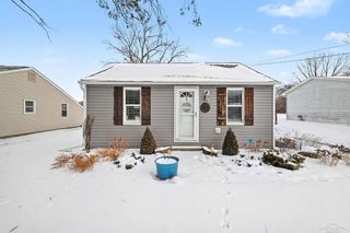 2175 S River Road, Saginaw, MI 48609