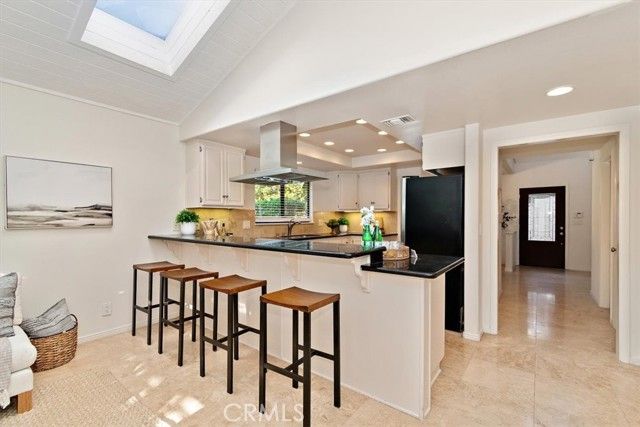 23 Fairway Drive, Manhattan Beach, CA 90266