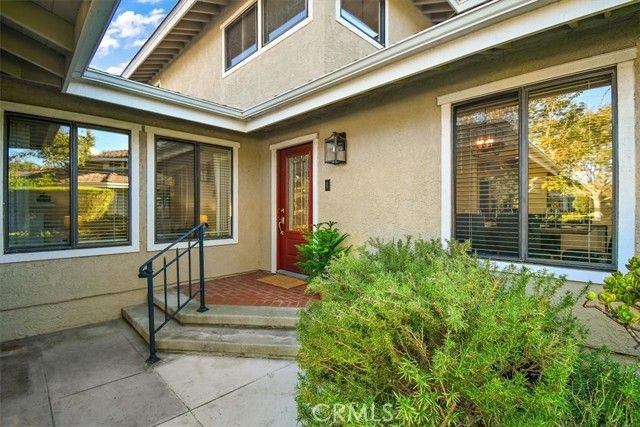 23 Fairway Drive, Manhattan Beach, CA 90266