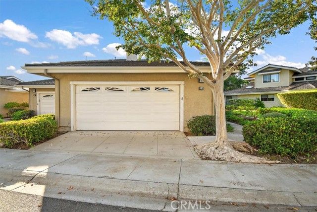 23 Fairway Drive, Manhattan Beach, CA 90266