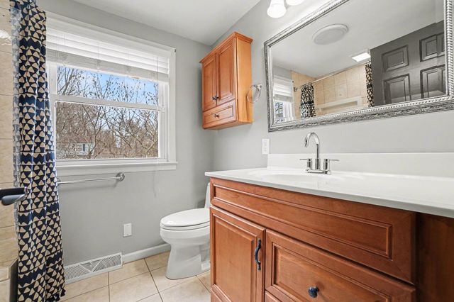 1320 E Lincoln, Pleasant, MI 48858