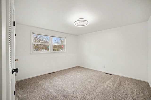 1320 E Lincoln, Pleasant, MI 48858