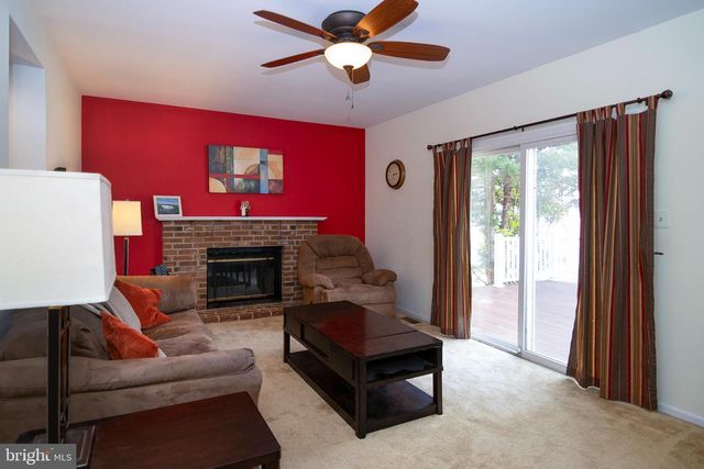 27 WOODHAVEN WAY, Sicklerville, NJ 08081