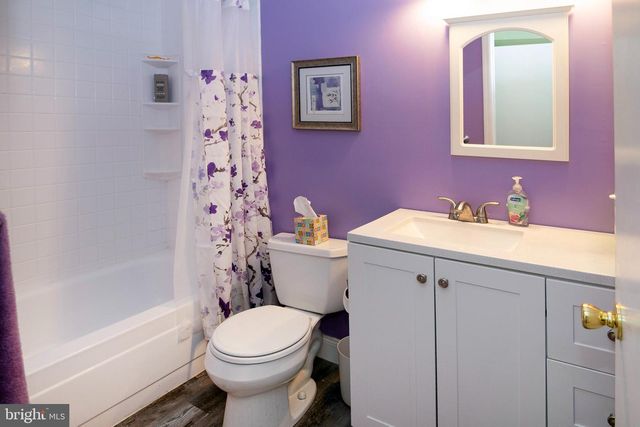 27 WOODHAVEN WAY, Sicklerville, NJ 08081