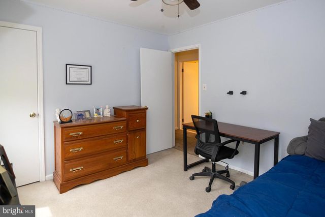 27 WOODHAVEN WAY, Sicklerville, NJ 08081