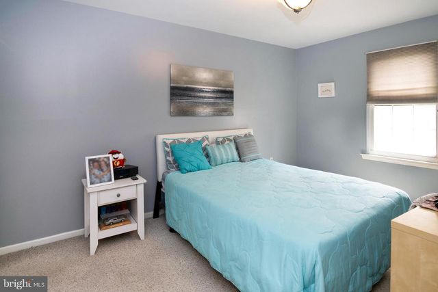 27 WOODHAVEN WAY, Sicklerville, NJ 08081