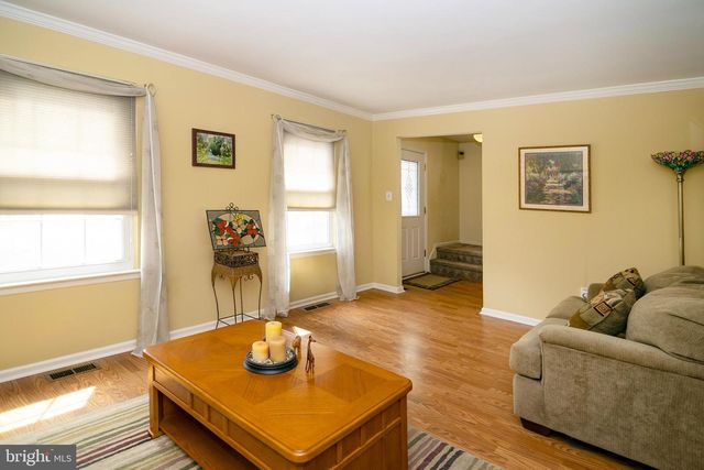 27 WOODHAVEN WAY, Sicklerville, NJ 08081