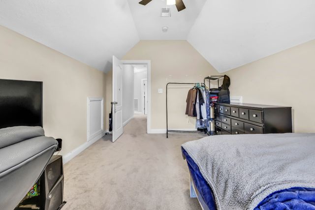 865 Butts Dr, Clarksville, TN 37042