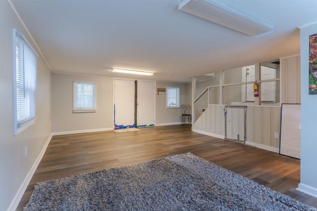 3014 Sweetser Avenue, Evansville, IN 47714