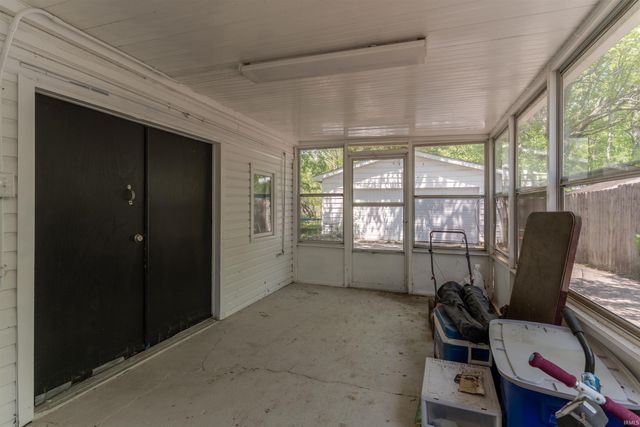 3014 Sweetser Avenue, Evansville, IN 47714