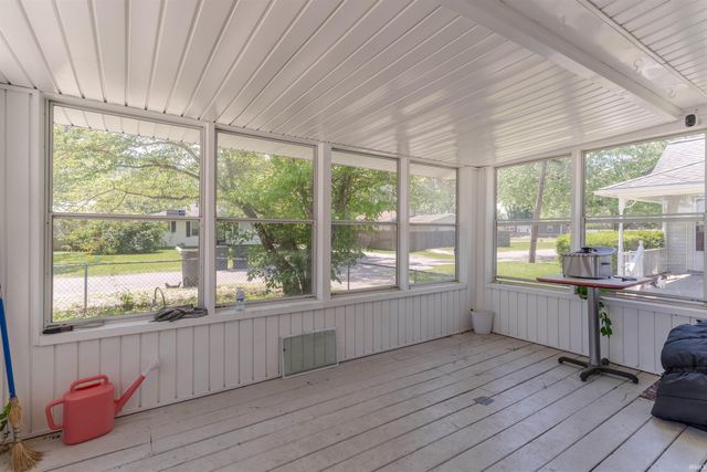 3014 Sweetser Avenue, Evansville, IN 47714