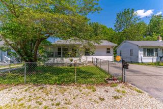 3014 Sweetser Avenue, Evansville, IN 47714