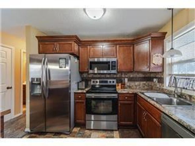 249 Strese Lane, Apple Valley, MN 55124