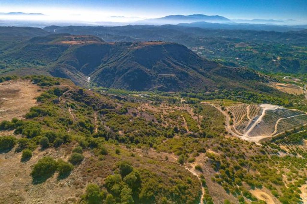 26 El Calamar Road, Temecula, CA 92590