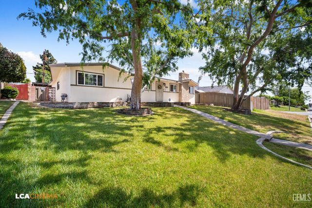 2905 Idaho Street, Bakersfield, CA 93305