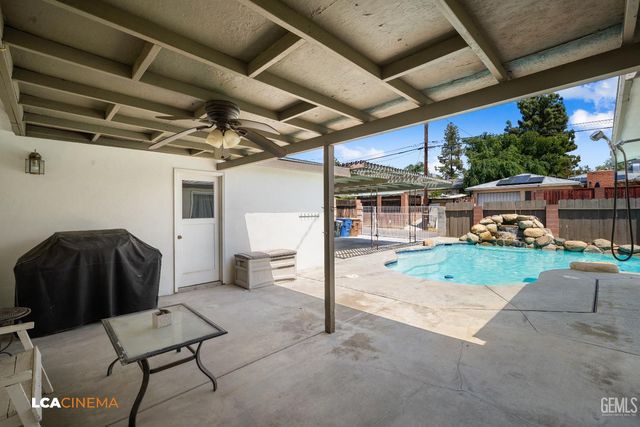2905 Idaho Street, Bakersfield, CA 93305