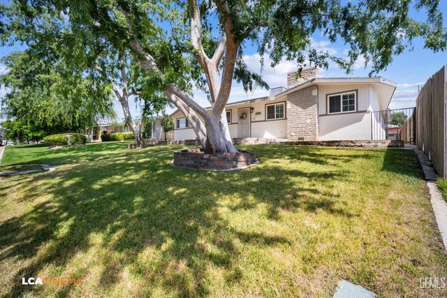 2905 Idaho Street, Bakersfield, CA 93305