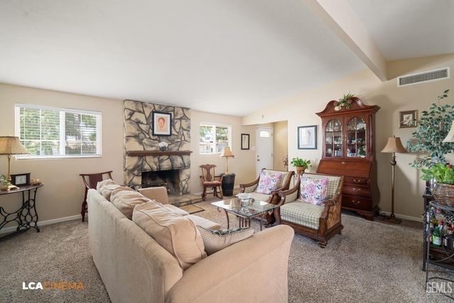 2905 Idaho Street, Bakersfield, CA 93305