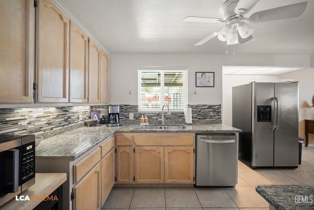 2905 Idaho Street, Bakersfield, CA 93305