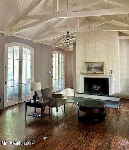 108 Dana Road, Natchez, MS 39120