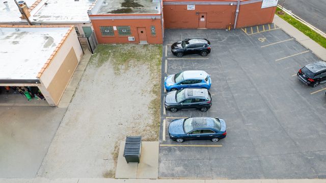 6560 W Higgins Avenue 101, Chicago, IL 60656