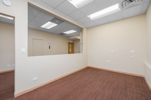 6560 W Higgins Avenue 101, Chicago, IL 60656