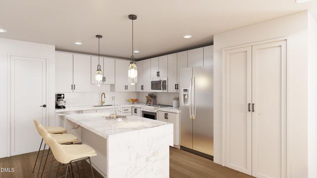 120 Two Hills Drive 208a, Carrboro, NC 27510