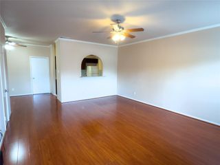 9800 Pagewood Lane 2705, Houston, TX 77042
