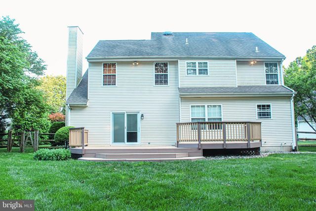 8 SPUR RIDGE CT, Newark, DE 19702