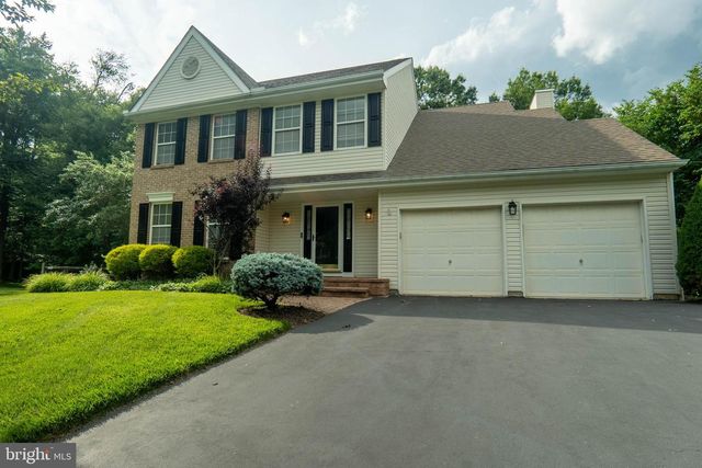 8 SPUR RIDGE CT, Newark, DE 19702