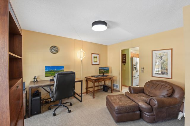 532 Woodland Lane, New Richmond, WI 54017