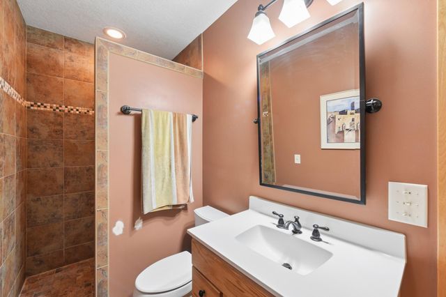 532 Woodland Lane, New Richmond, WI 54017