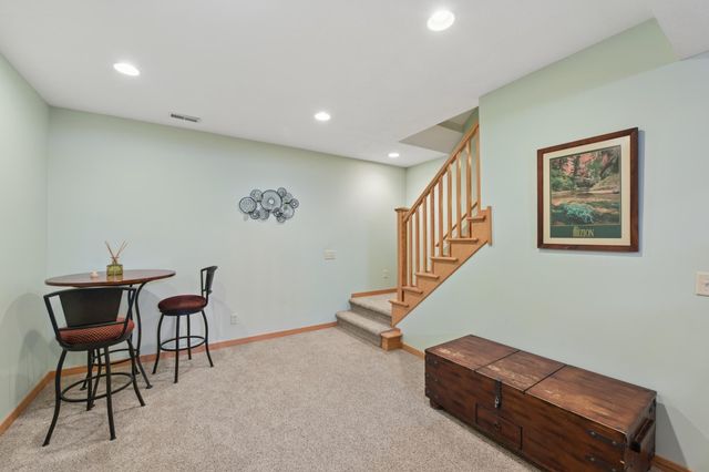 532 Woodland Lane, New Richmond, WI 54017