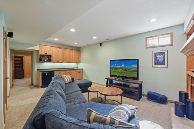 532 Woodland Lane, New Richmond, WI 54017