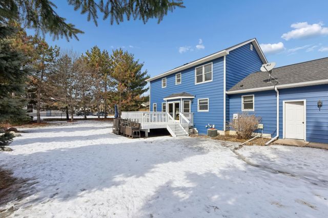 532 Woodland Lane, New Richmond, WI 54017