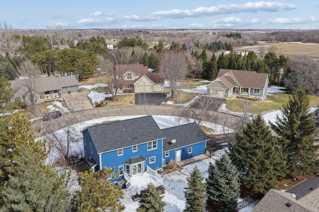 532 Woodland Lane, New Richmond, WI 54017