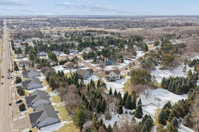 532 Woodland Lane, New Richmond, WI 54017