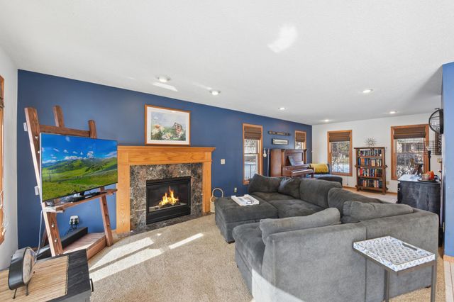 532 Woodland Lane, New Richmond, WI 54017