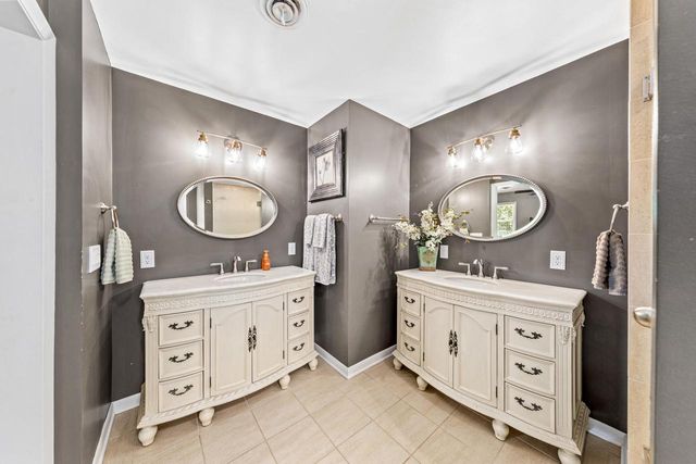 4705 Bluffside DRIVE, Racine, WI 53402