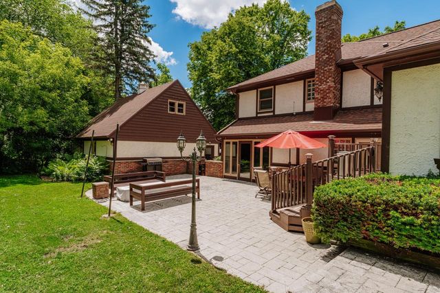 4705 Bluffside DRIVE, Racine, WI 53402