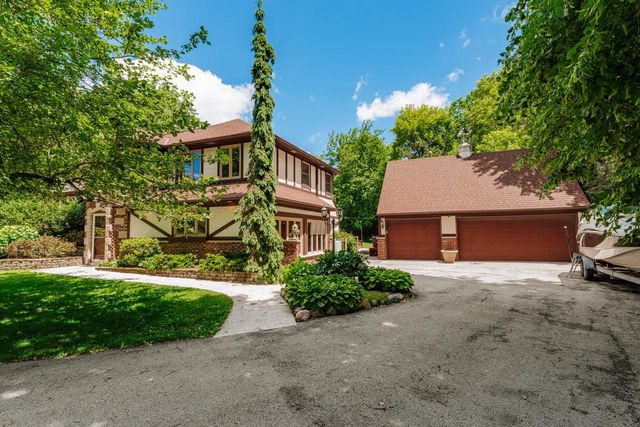 4705 Bluffside DRIVE, Racine, WI 53402