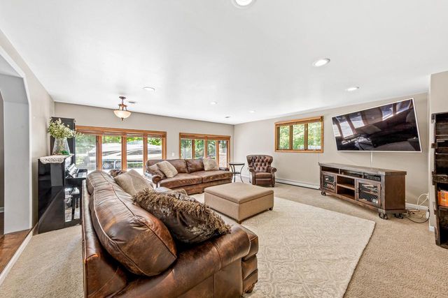 4705 Bluffside DRIVE, Racine, WI 53402