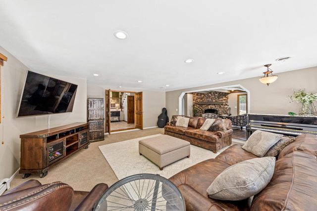 4705 Bluffside DRIVE, Racine, WI 53402