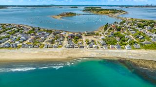 351 Beach Ave, Hull, MA 02045