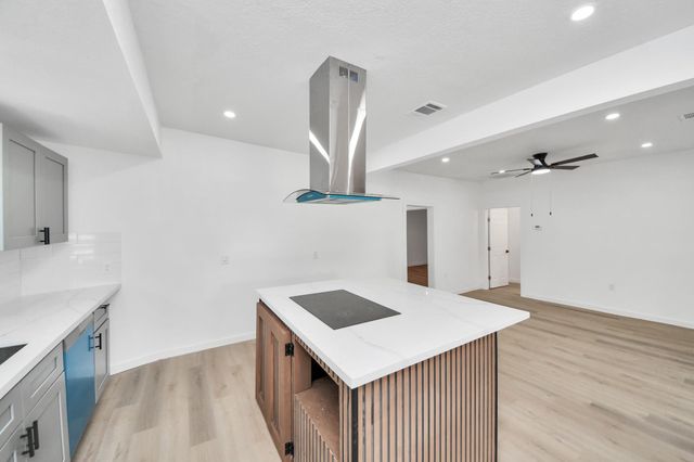 8321 Jennings Street A, Houston, TX 77017