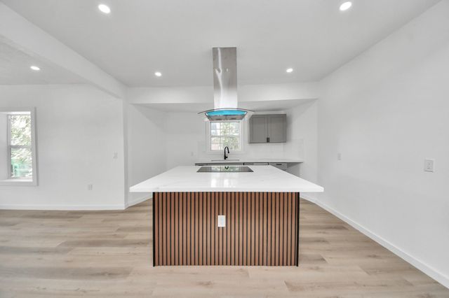 8321 Jennings Street A, Houston, TX 77017