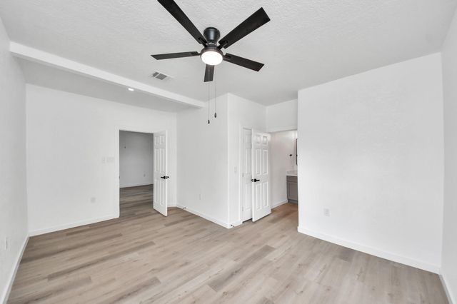 8321 Jennings Street A, Houston, TX 77017