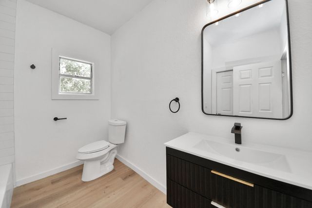 8321 Jennings Street A, Houston, TX 77017