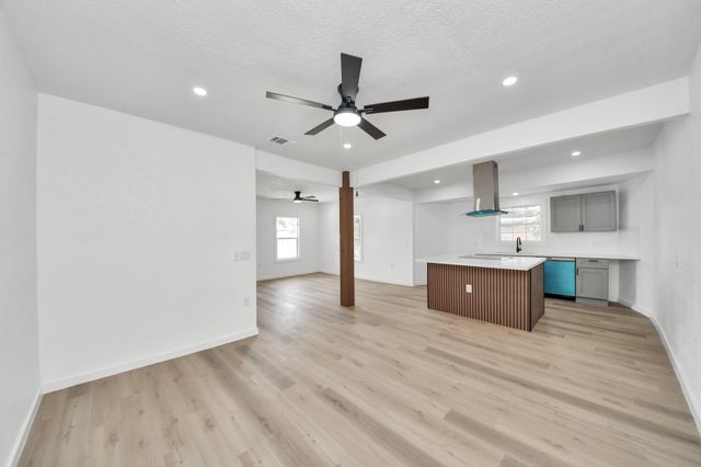 8321 Jennings Street A, Houston, TX 77017
