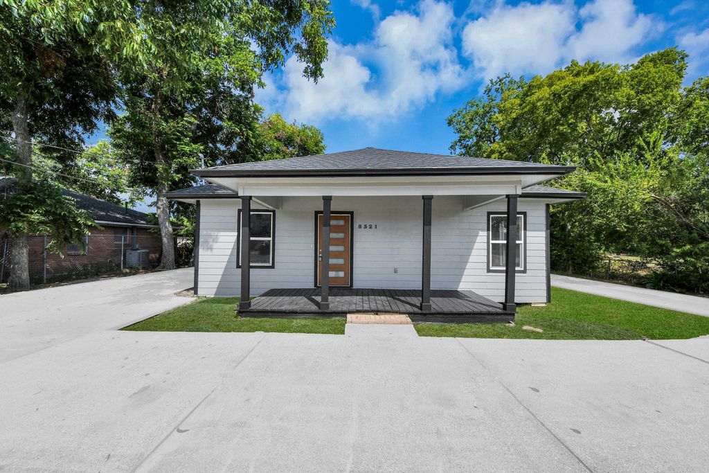 8321 Jennings Street A, Houston, TX 77017